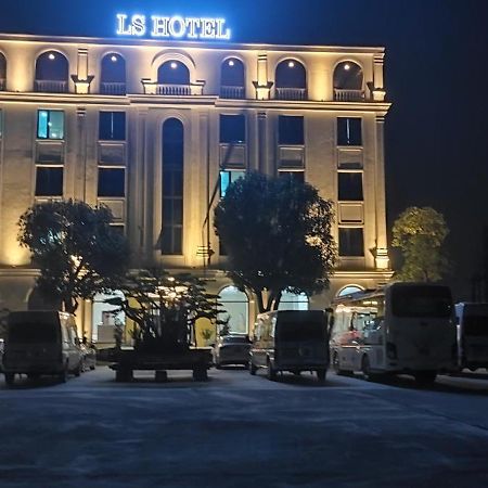 Phu Ly Ls Hotel מראה חיצוני תמונה